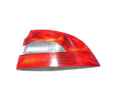 Stop Lambası Dış Sağ 3T5945112 - Superb (2008-2015)