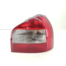 Stop Lambası Sağ 8L0945096B - A3 (2001-2004)