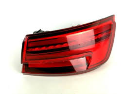 Stop Lambası Dış Sağ 8V5945092 - Audi A3 (2016+)