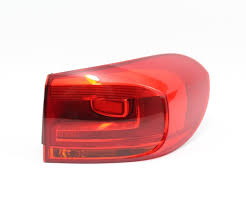 Stop Lambası Dış Sağ 5N0945096Q - Tiguan (2011-2015)