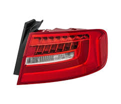 Stop Lambası Dış Sağ 8K5945096AC - Audi A4 (2011-2015)