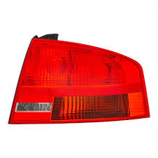 Stop Lambası Dış Sağ 8E5945096 - A4 (2004-2008)