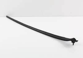 Ön Cam Çıtası 5K0854320C - Golf 6 (2010-2013)
