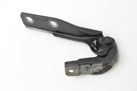 MOTOR KAPUT MENTESESI SAG 8P0823302 - VW A3 BM (04-08)