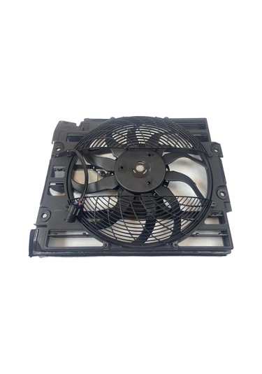 <br />
<b>Notice</b>:  Undefined index: brand_name in <b>/home/otopar10/public_html/store/product.php</b> on line <b>1583</b><br />
<br />
<b>Notice</b>:  Undefined index: category_name in <b>/home/otopar10/public_html/store/product.php</b> on line <b>1583</b><br />
Klima Fan Davlumbazı 64548380780 - E39 (1996-1998) -  
