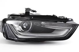 Far Sağ 8K0941030 - Audi A4 (2008-2011)
