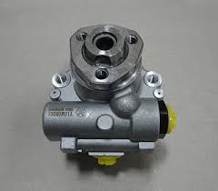 Direksiyon Pompası 7D0422155 - Volkswagen Transporter T4 (1991-2004)