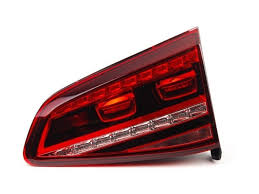 Stop Lambası İç Sağ 5G0945308F - Golf 7 (2013-)