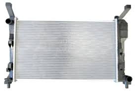 W169-245 SU RADYATÖRÜ M266 Motor (04-12)