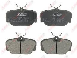 <br />
<b>Notice</b>:  Undefined index: brand_name in <b>/home/otopar10/public_html/store/product.php</b> on line <b>1583</b><br />
<br />
<b>Notice</b>:  Undefined index: category_name in <b>/home/otopar10/public_html/store/product.php</b> on line <b>1583</b><br />
Fren Balatası Ön A0014208120 - BMW E30 (1985-1993) -  